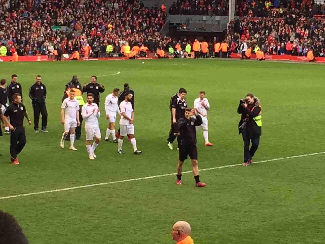 黄蜂伤病报告：三球&塞克斯顿&曼恩集体缺席与掘金一战