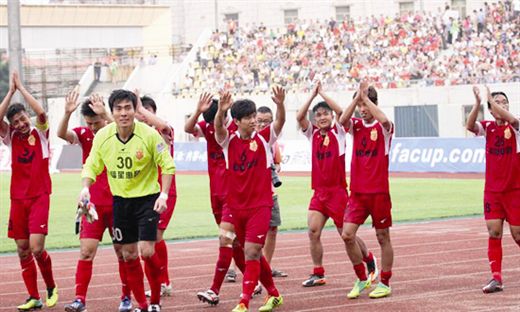 阿布扎比F1一练综述：诺里斯夺冠，维斯塔潘紧随其后，勒克莱尔居第三
