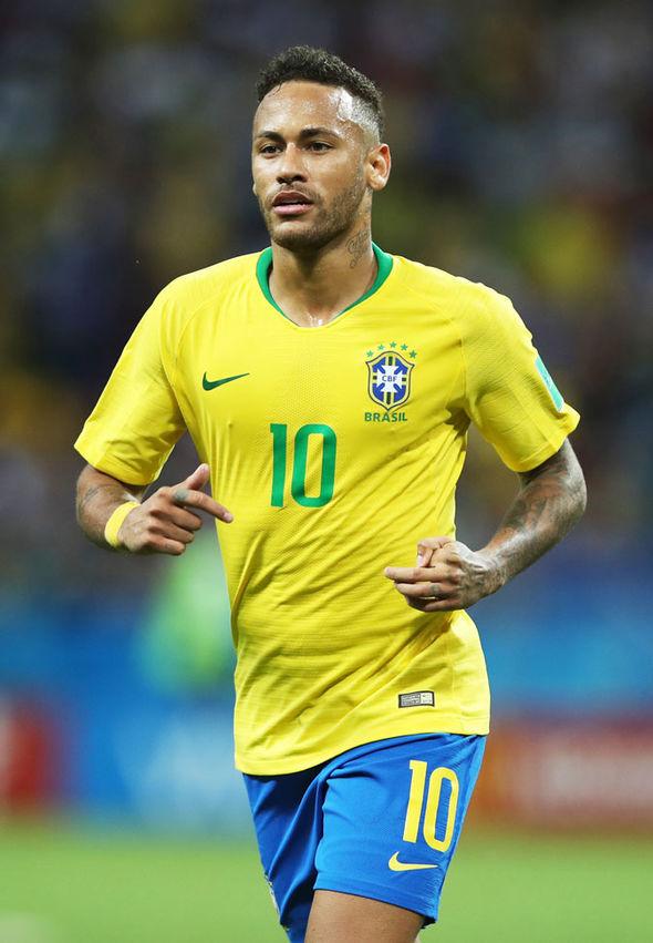 弗拉霍维奇面临长时间休战，意媒：尤文正在关注吉拉西